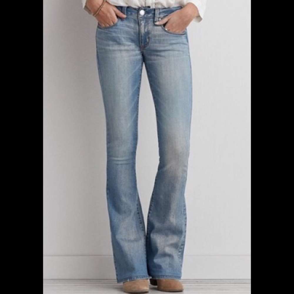 Size 6 AEO AE ARTIST BLUE DENIM JEANS